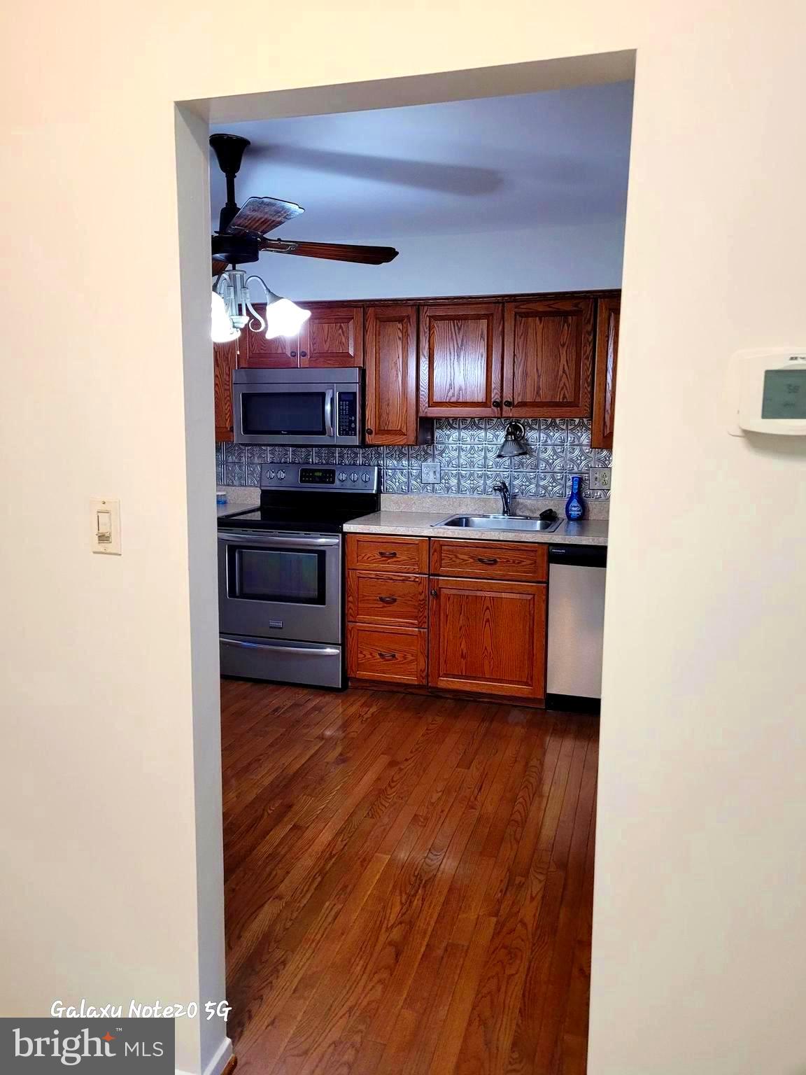 OAKLAND MILLS - Residential