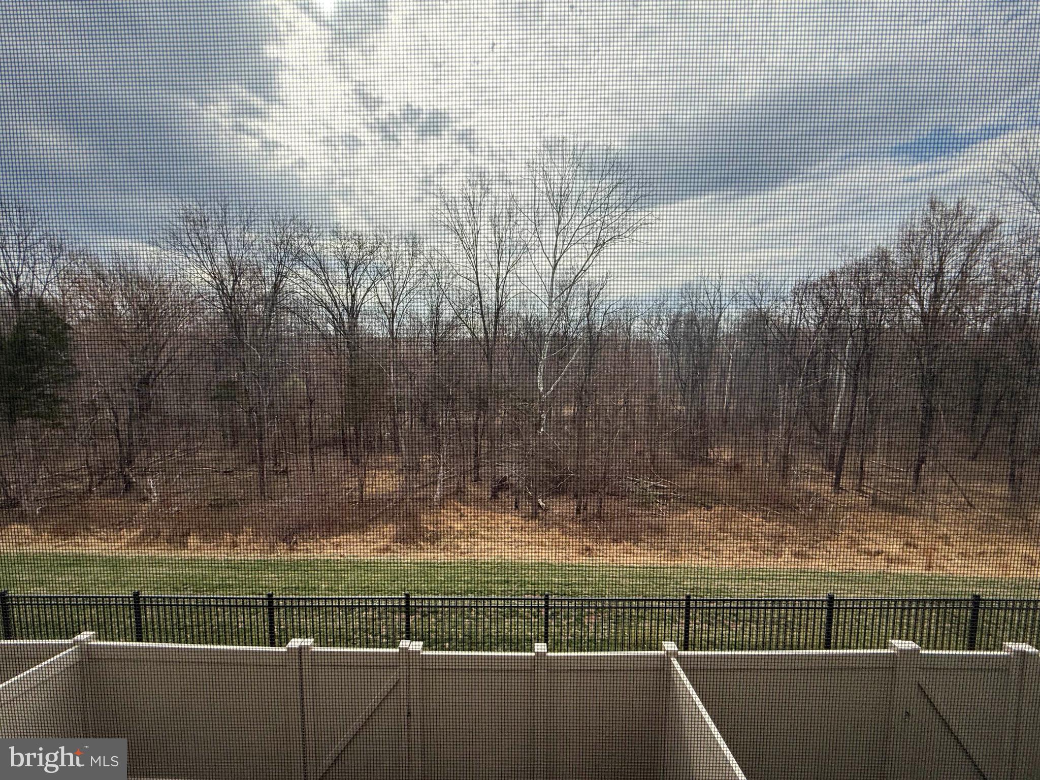 THE RETREAT AT WESTFIELDS - Residential