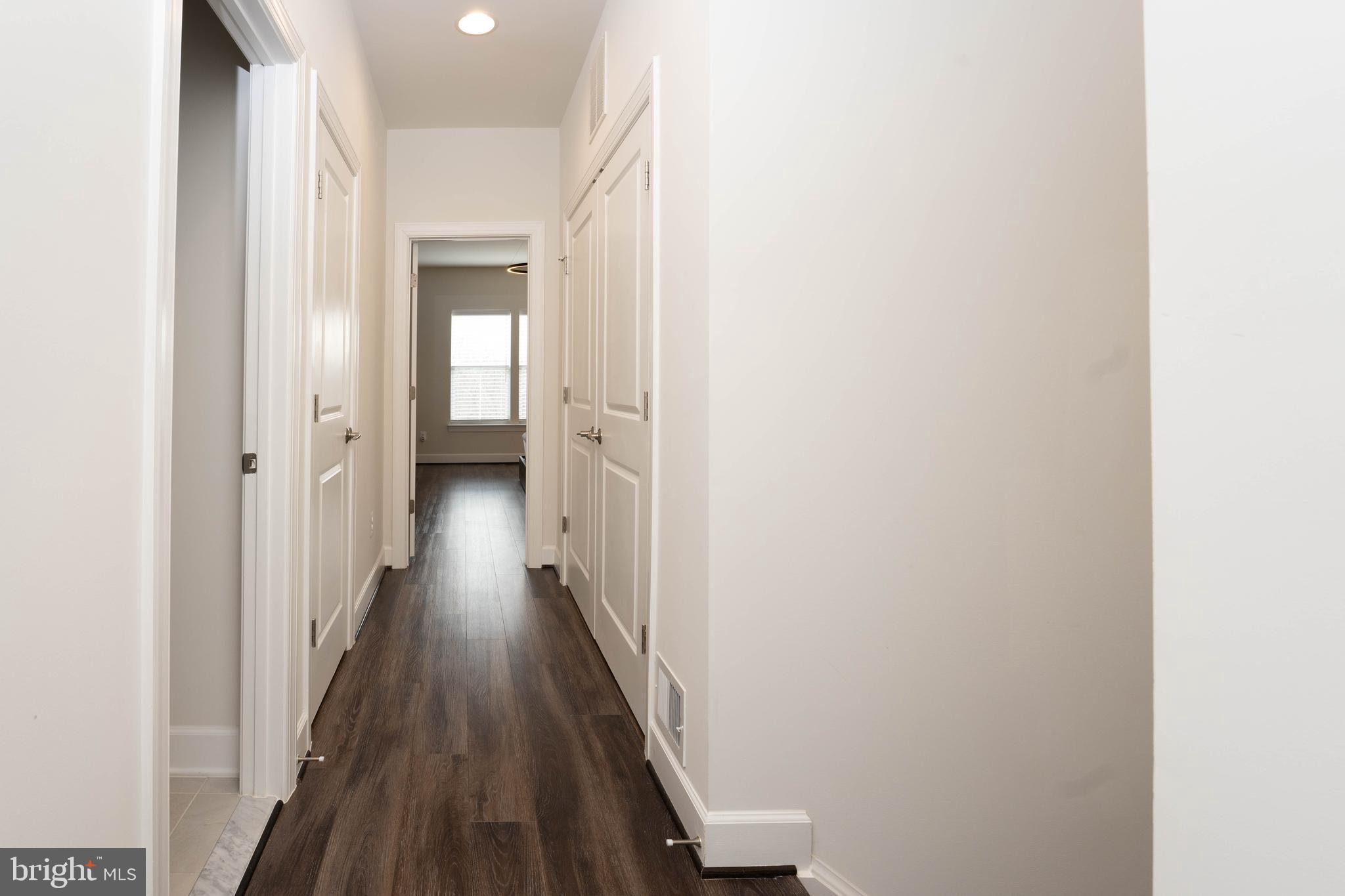 THE RETREAT AT WESTFIELDS - Residential