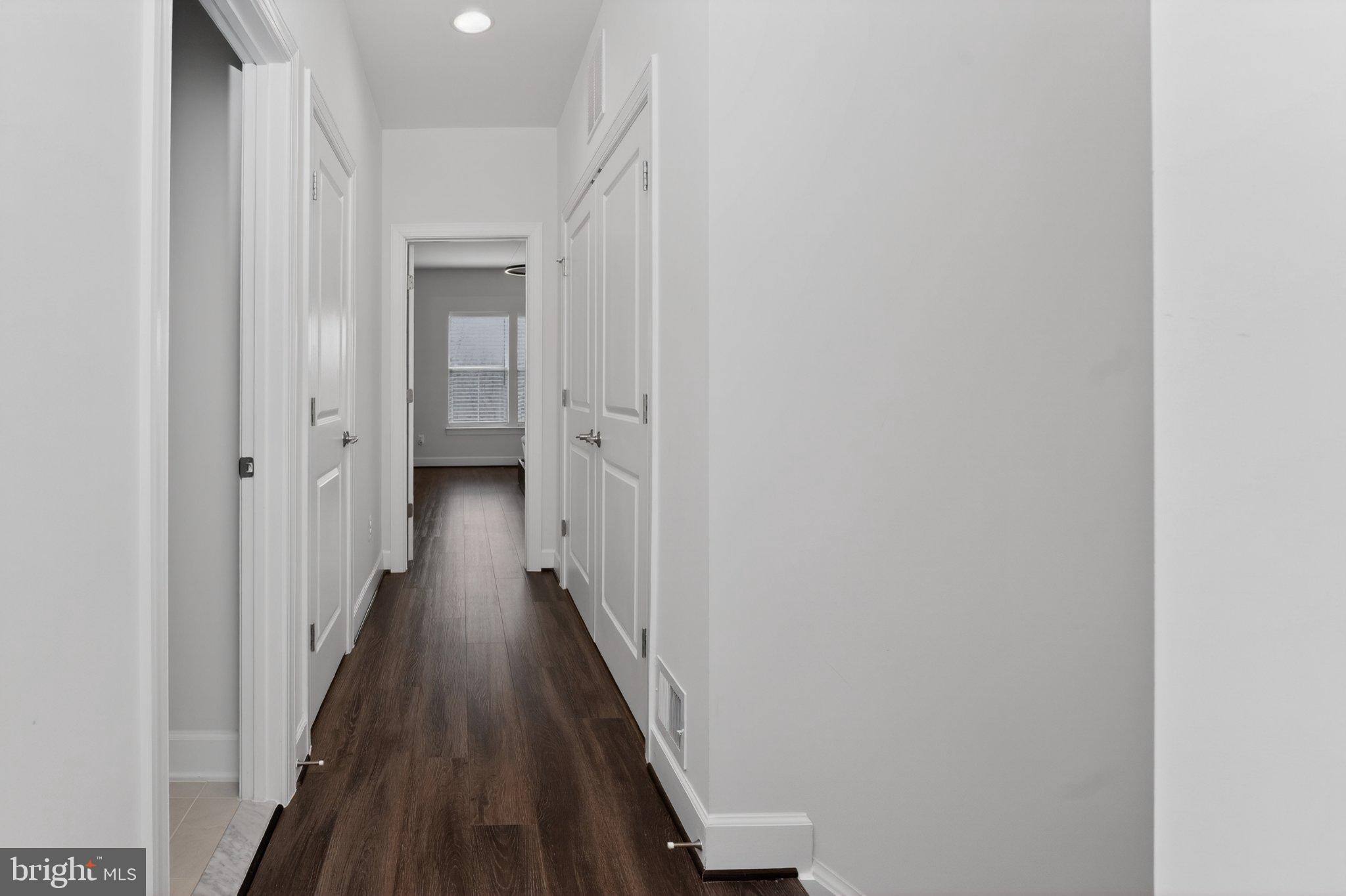 THE RETREAT AT WESTFIELDS - Residential