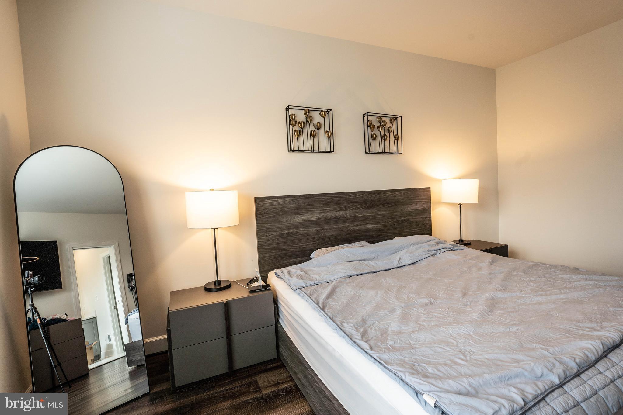 THE RETREAT AT WESTFIELDS - Residential