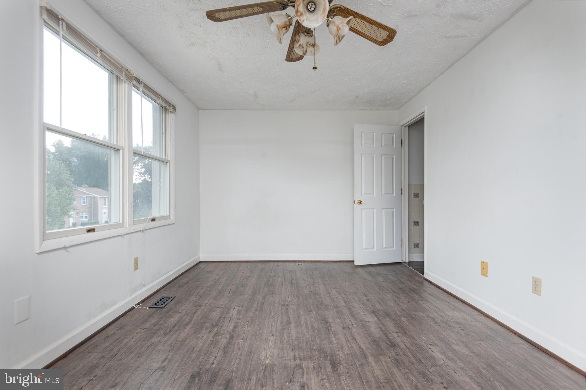 WHITFIELD GREEN - Residential Lease