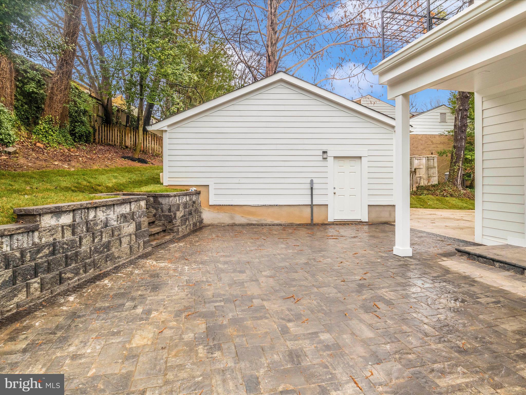 STRATTON WOODS - Residential