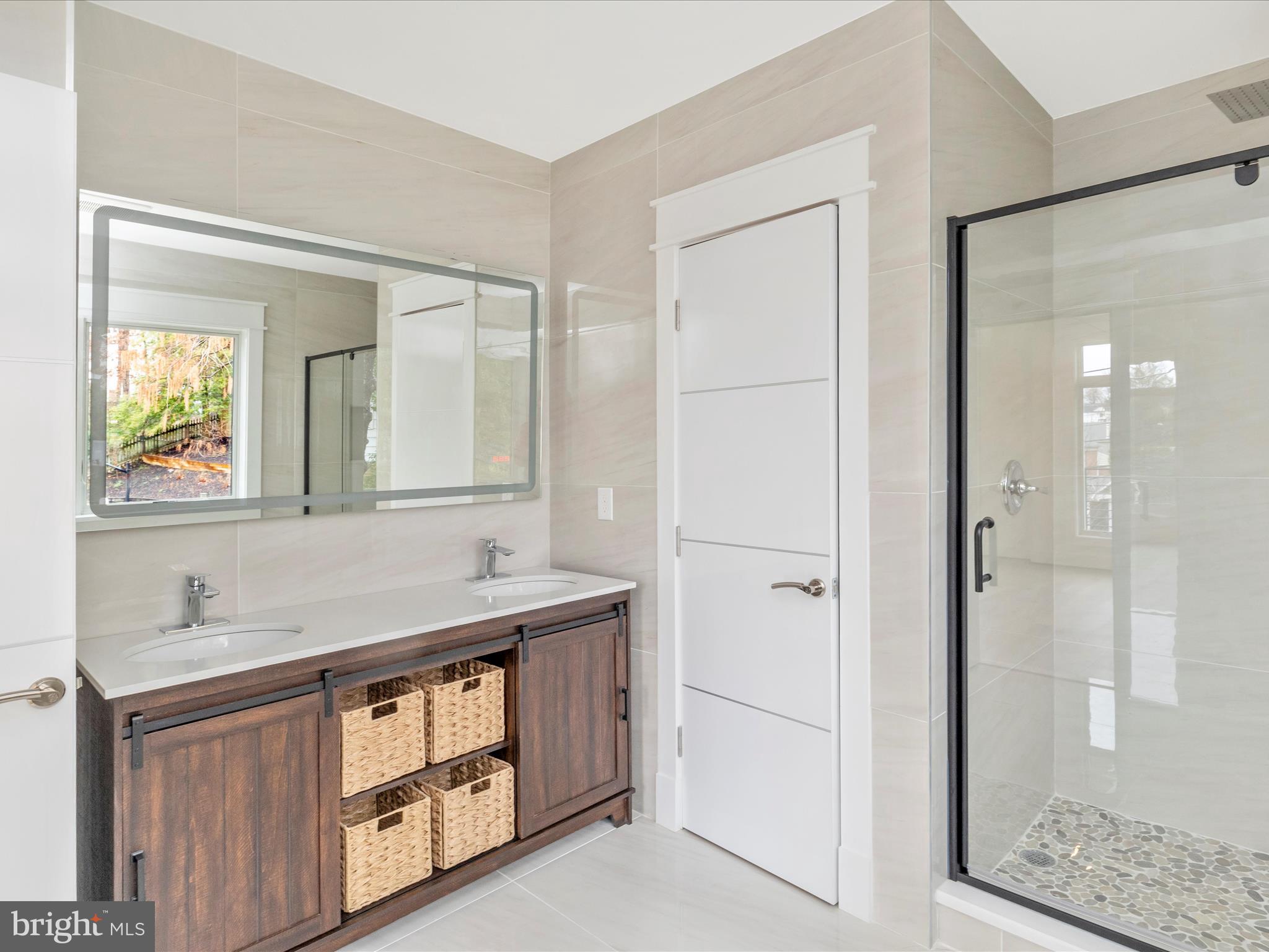 STRATTON WOODS - Residential