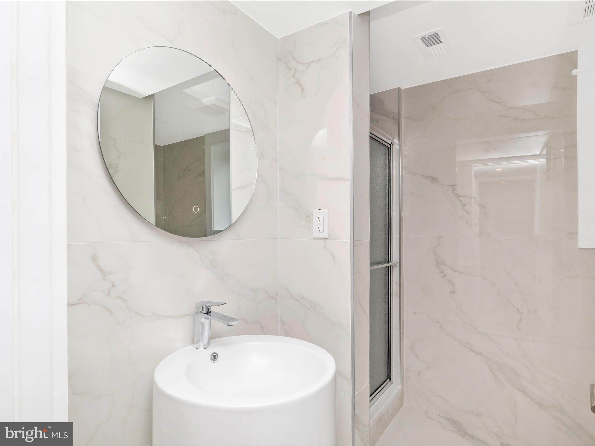 STRATTON WOODS - Residential