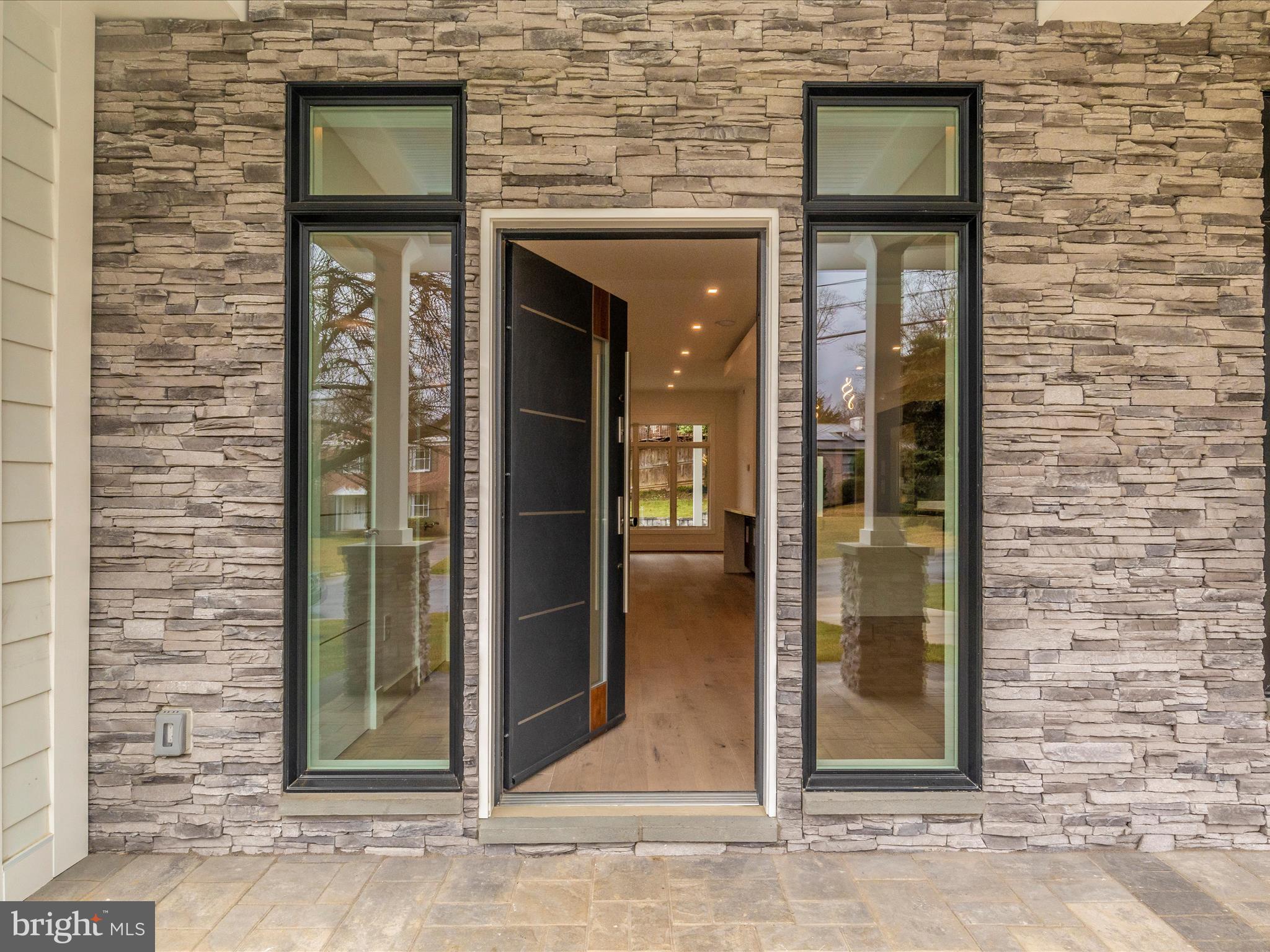 STRATTON WOODS - Residential