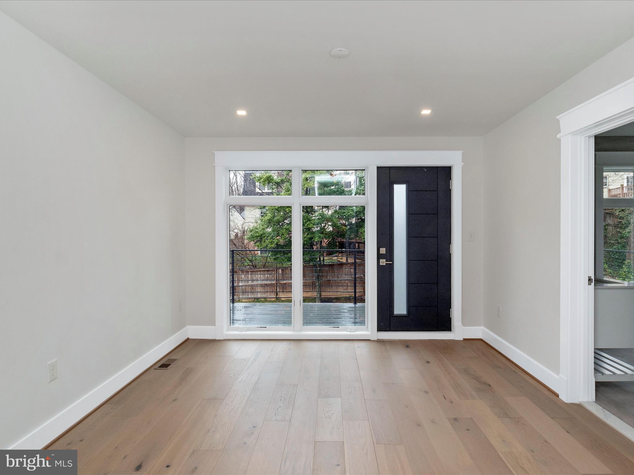 STRATTON WOODS - Residential