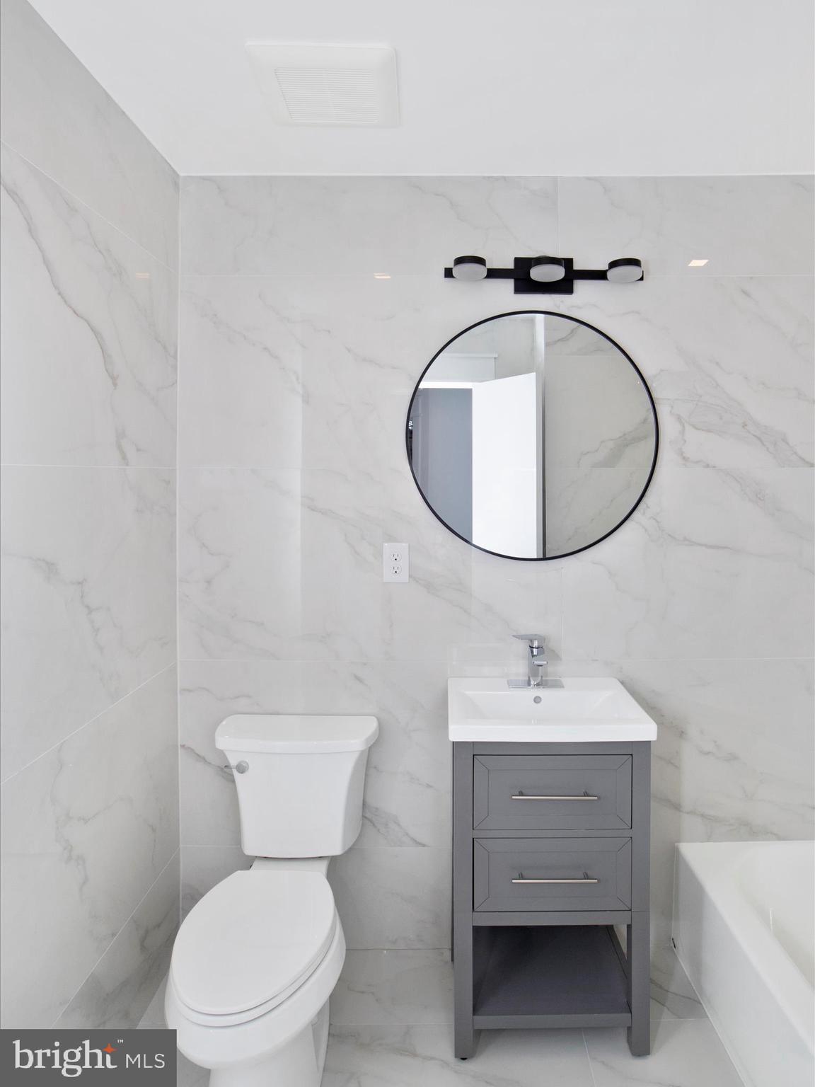 STRATTON WOODS - Residential