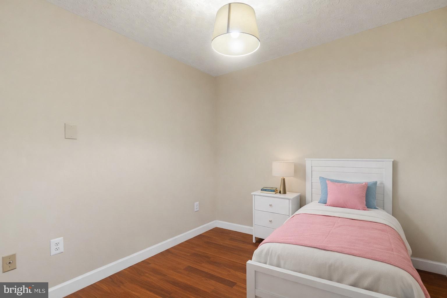 CHERRY GARDENS - Residential