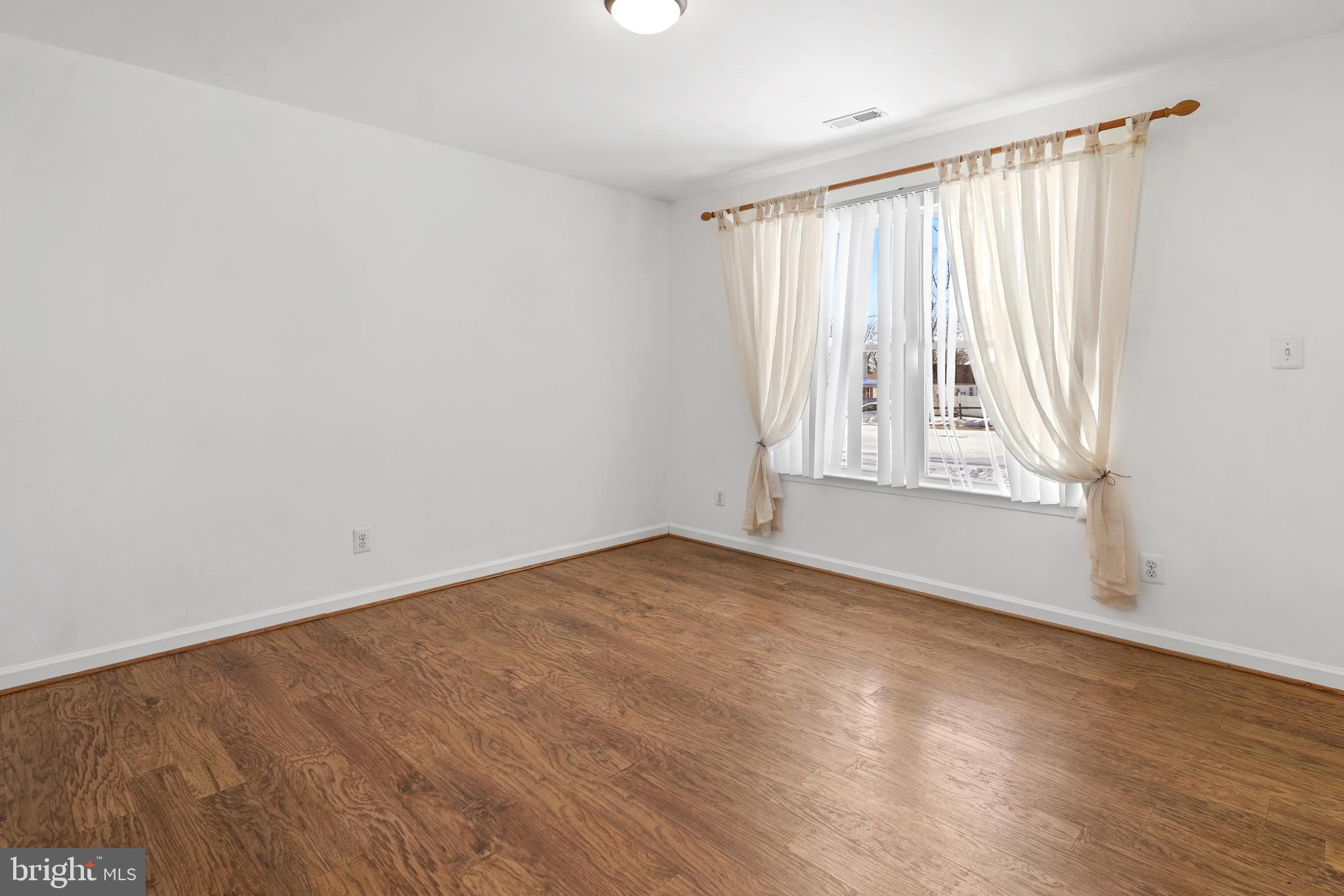 CHERRY GARDENS - Residential