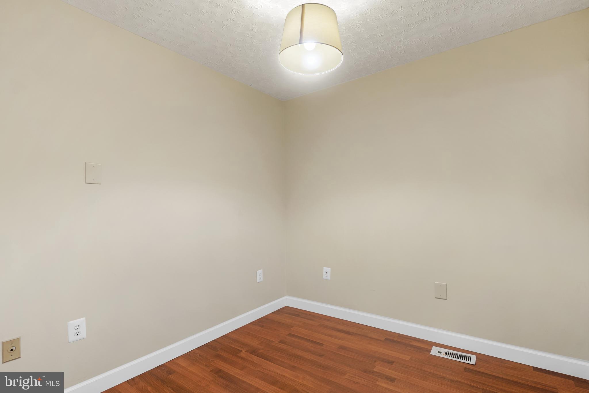 CHERRY GARDENS - Residential