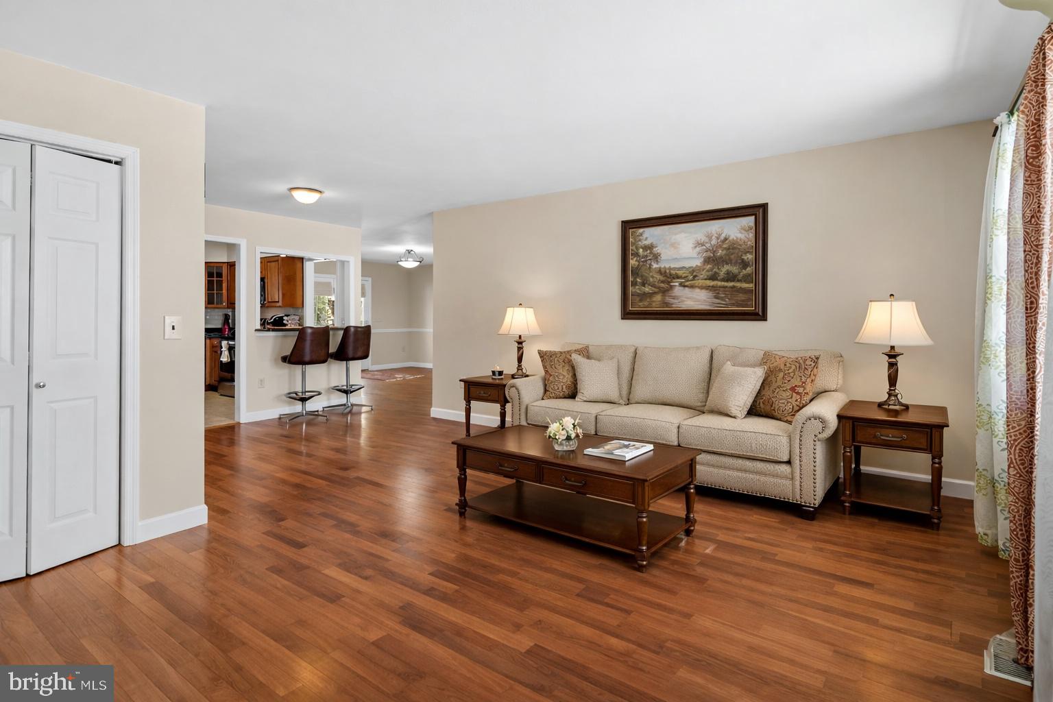 CHERRY GARDENS - Residential