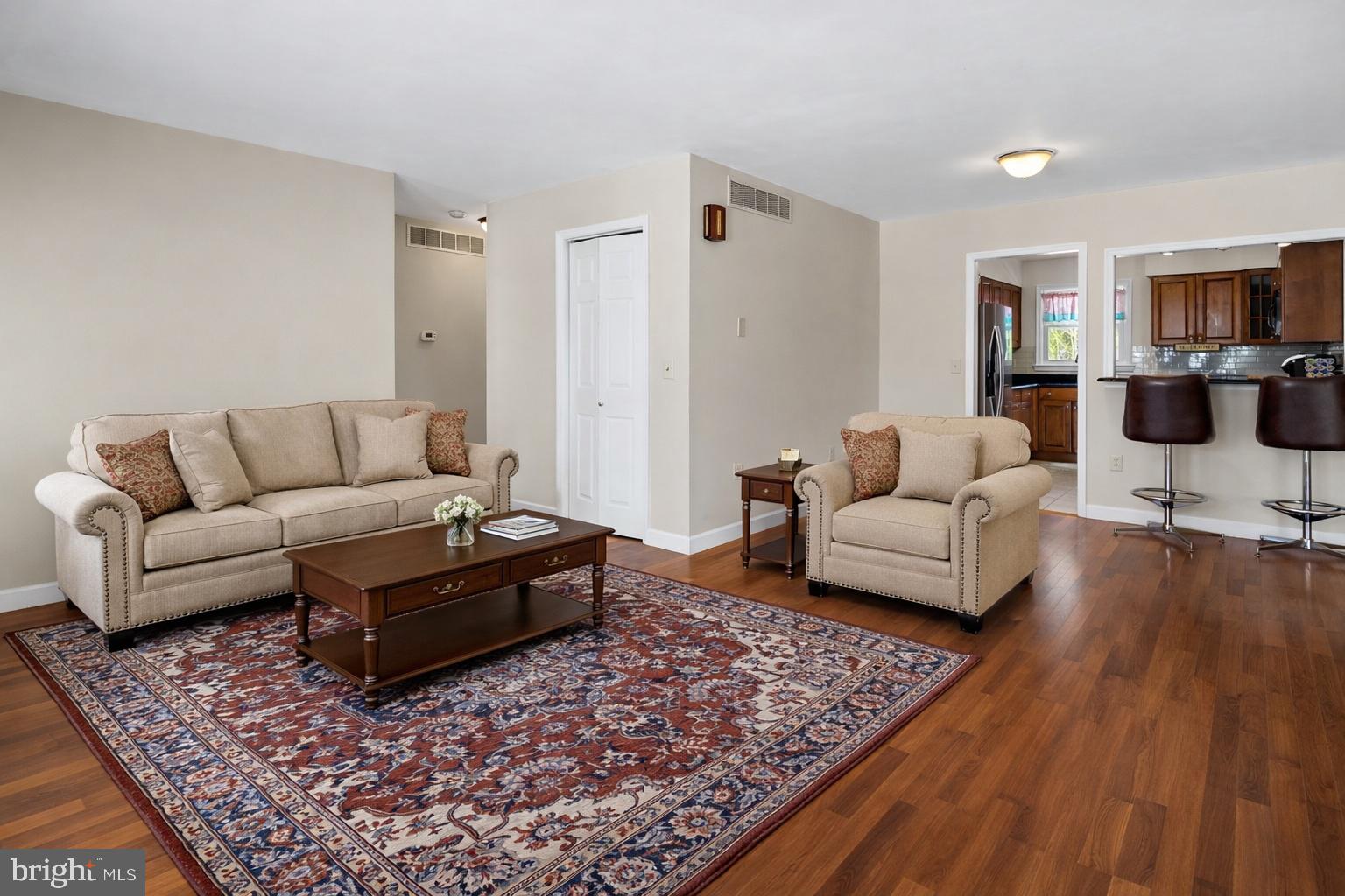 CHERRY GARDENS - Residential