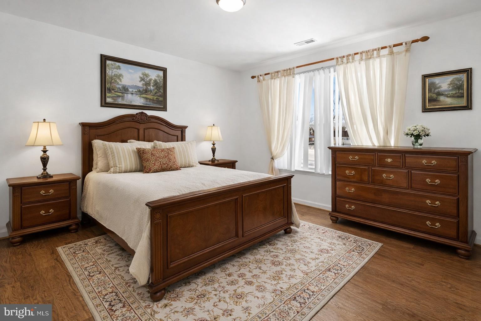 CHERRY GARDENS - Residential