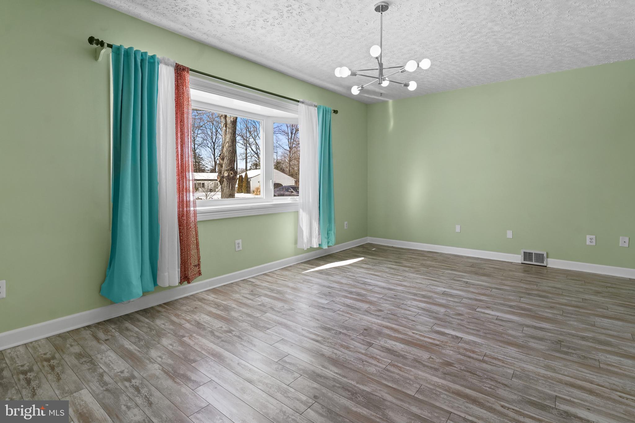 CHERRY GARDENS - Residential