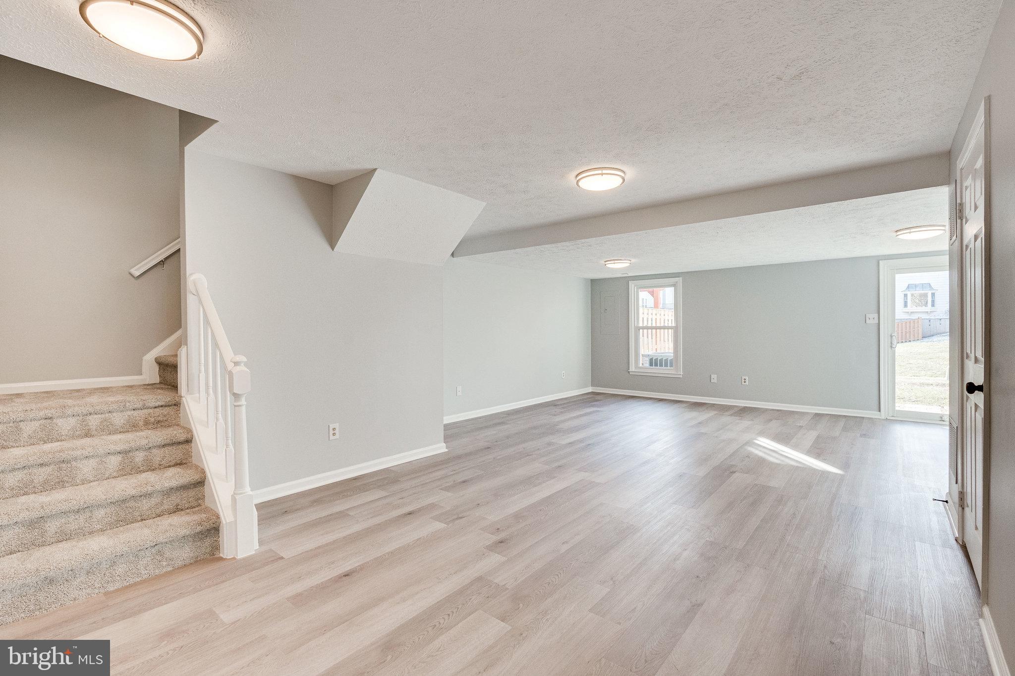 SULLY STATION - Residential