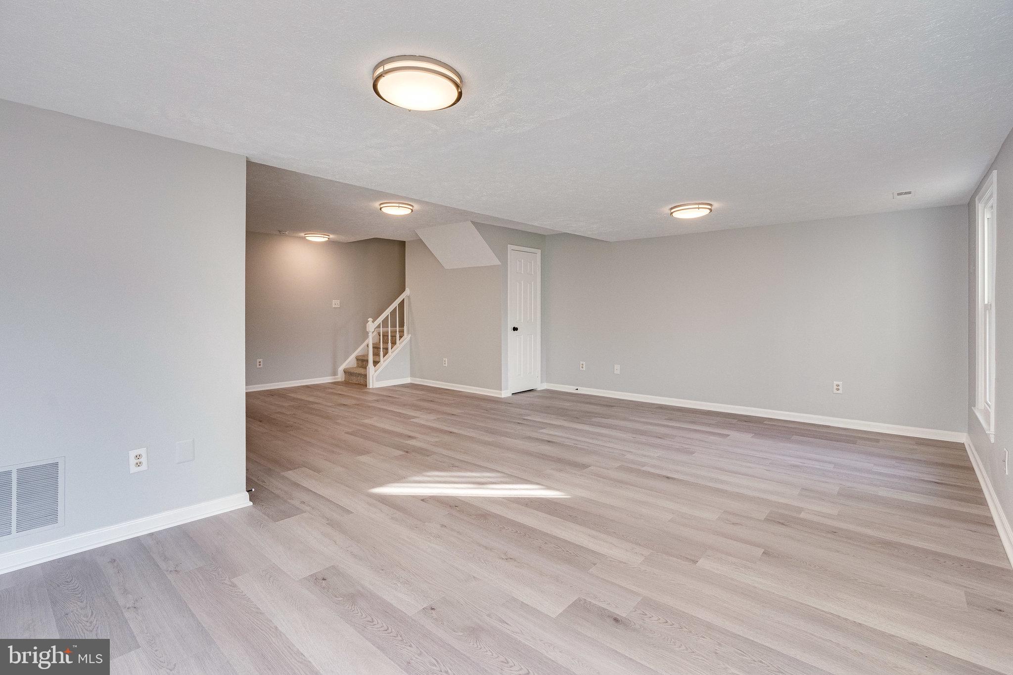 SULLY STATION - Residential
