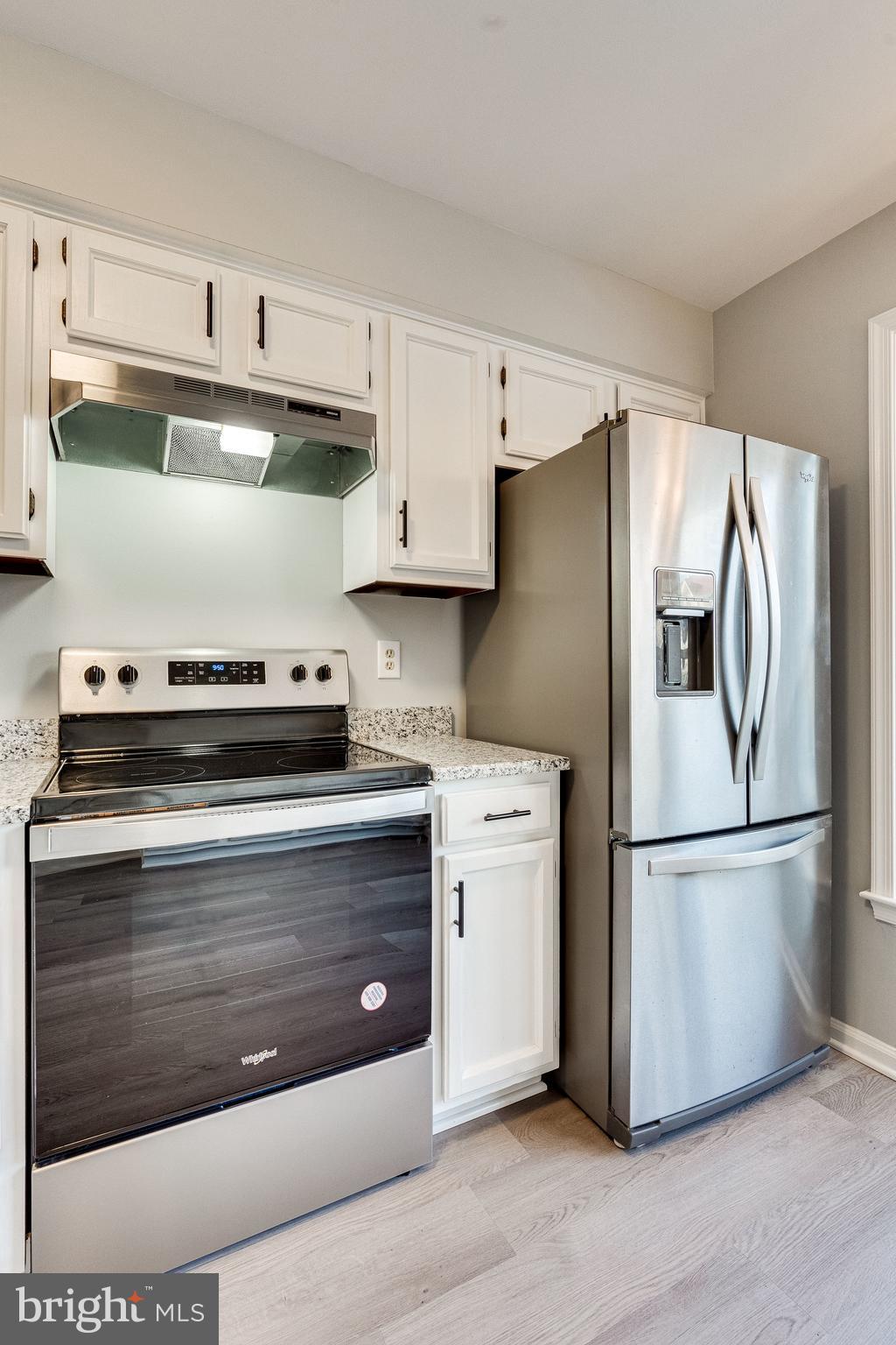 SULLY STATION - Residential