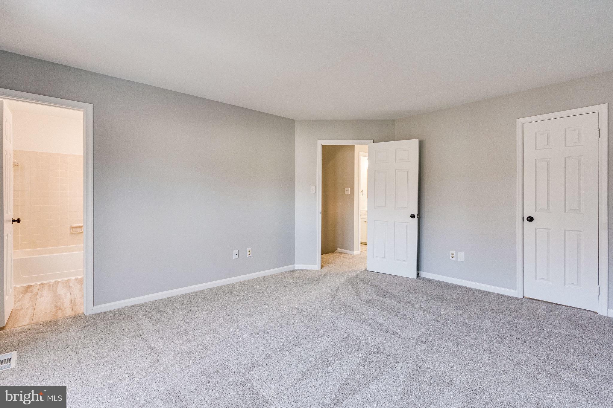 SULLY STATION - Residential
