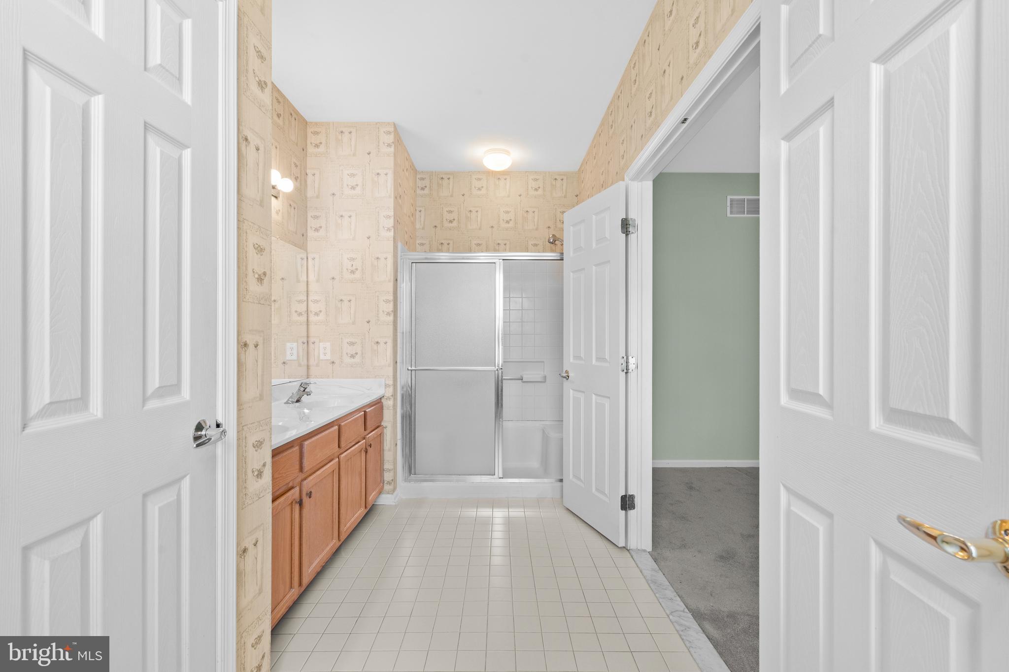 FLOWERS MILL - Residential