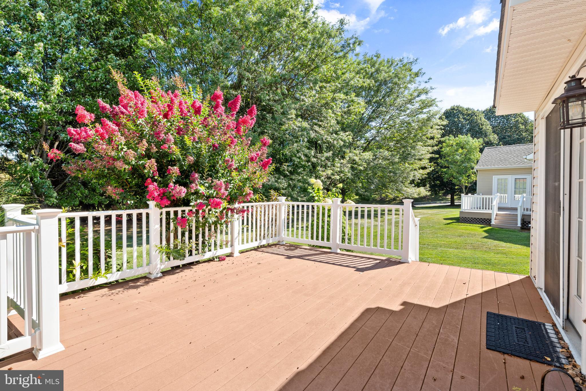 FLOWERS MILL - Residential