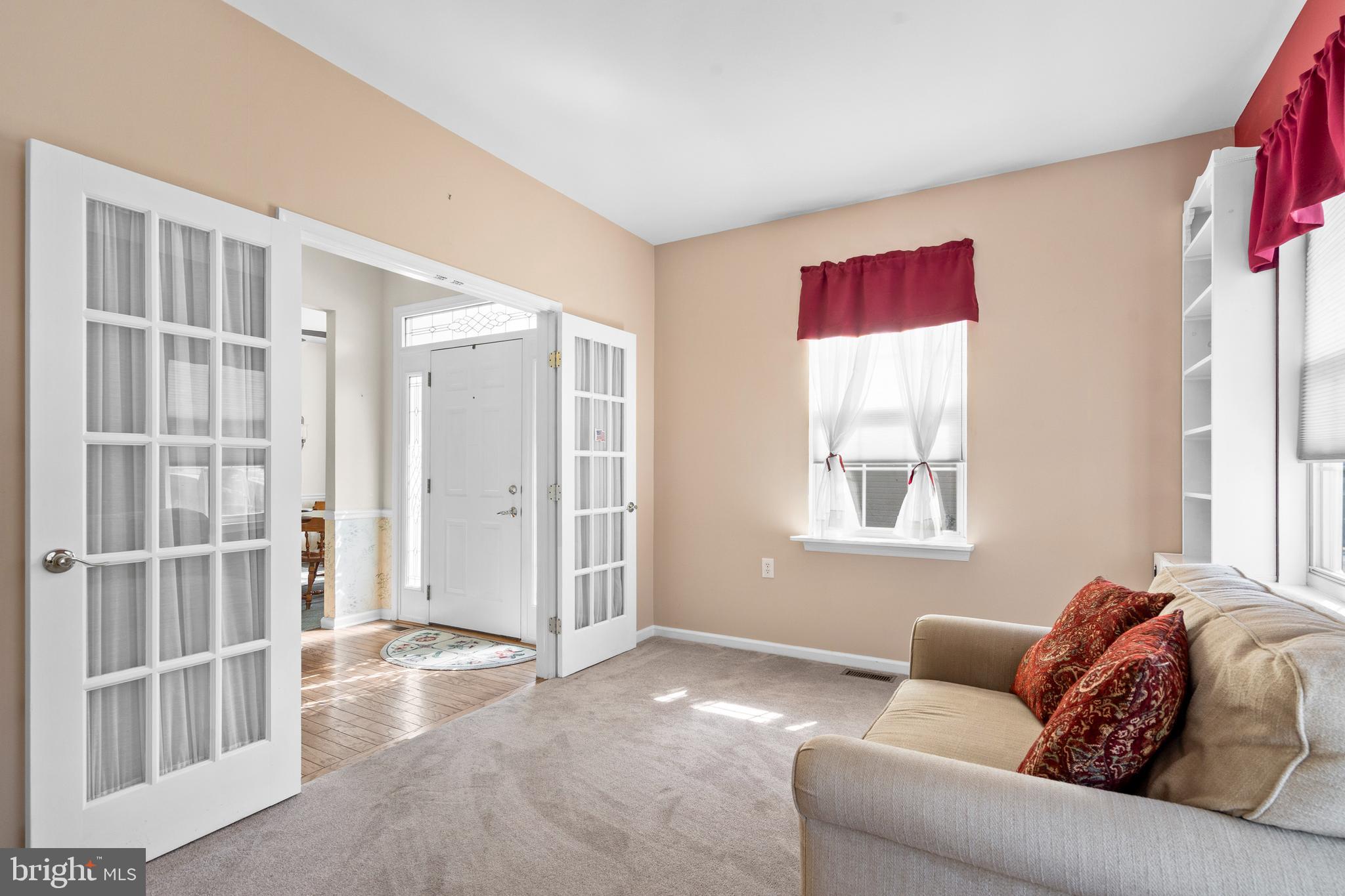 FLOWERS MILL - Residential