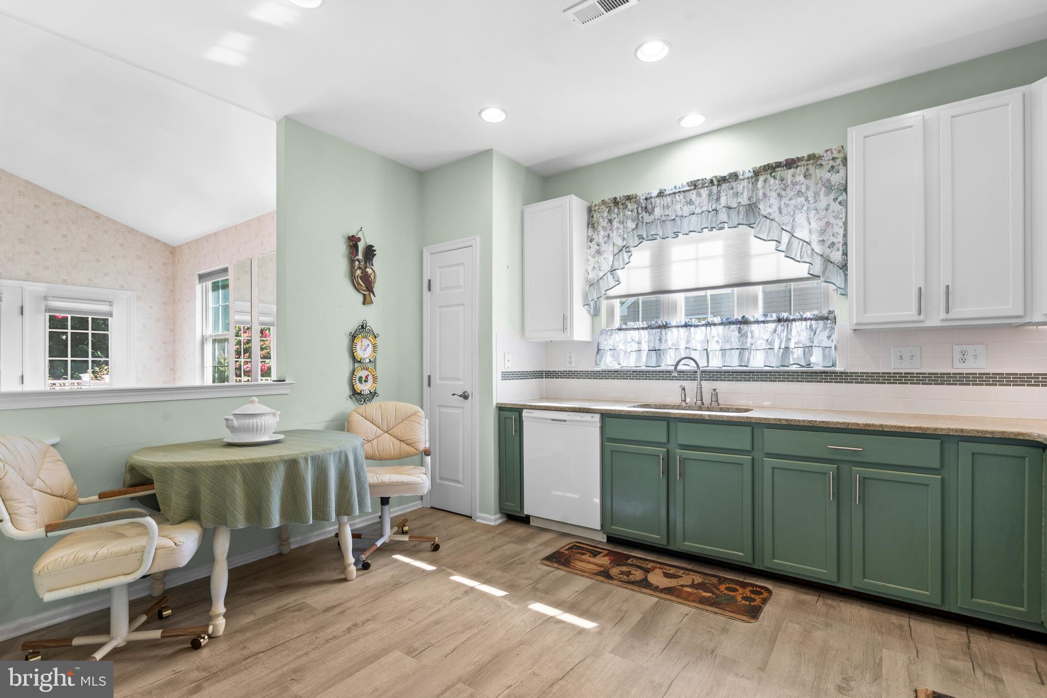 FLOWERS MILL - Residential