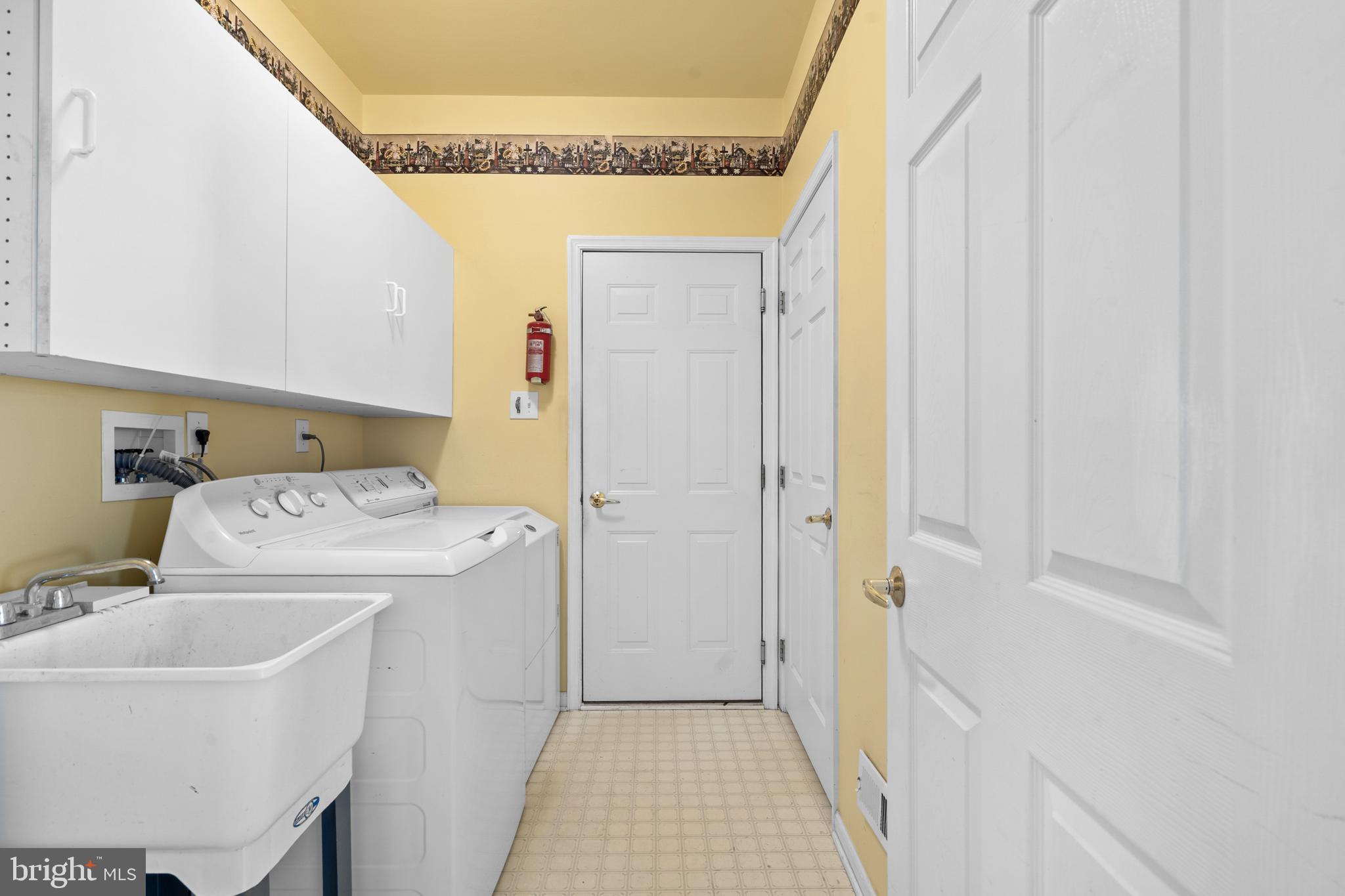 FLOWERS MILL - Residential