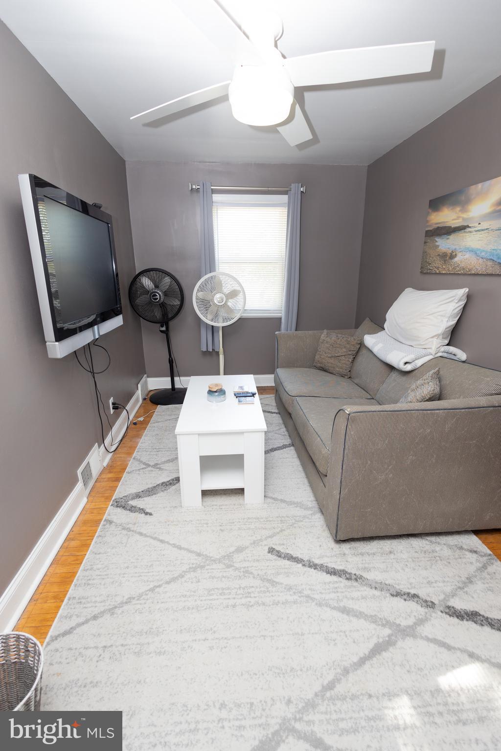 COLLINGDALE - Residential