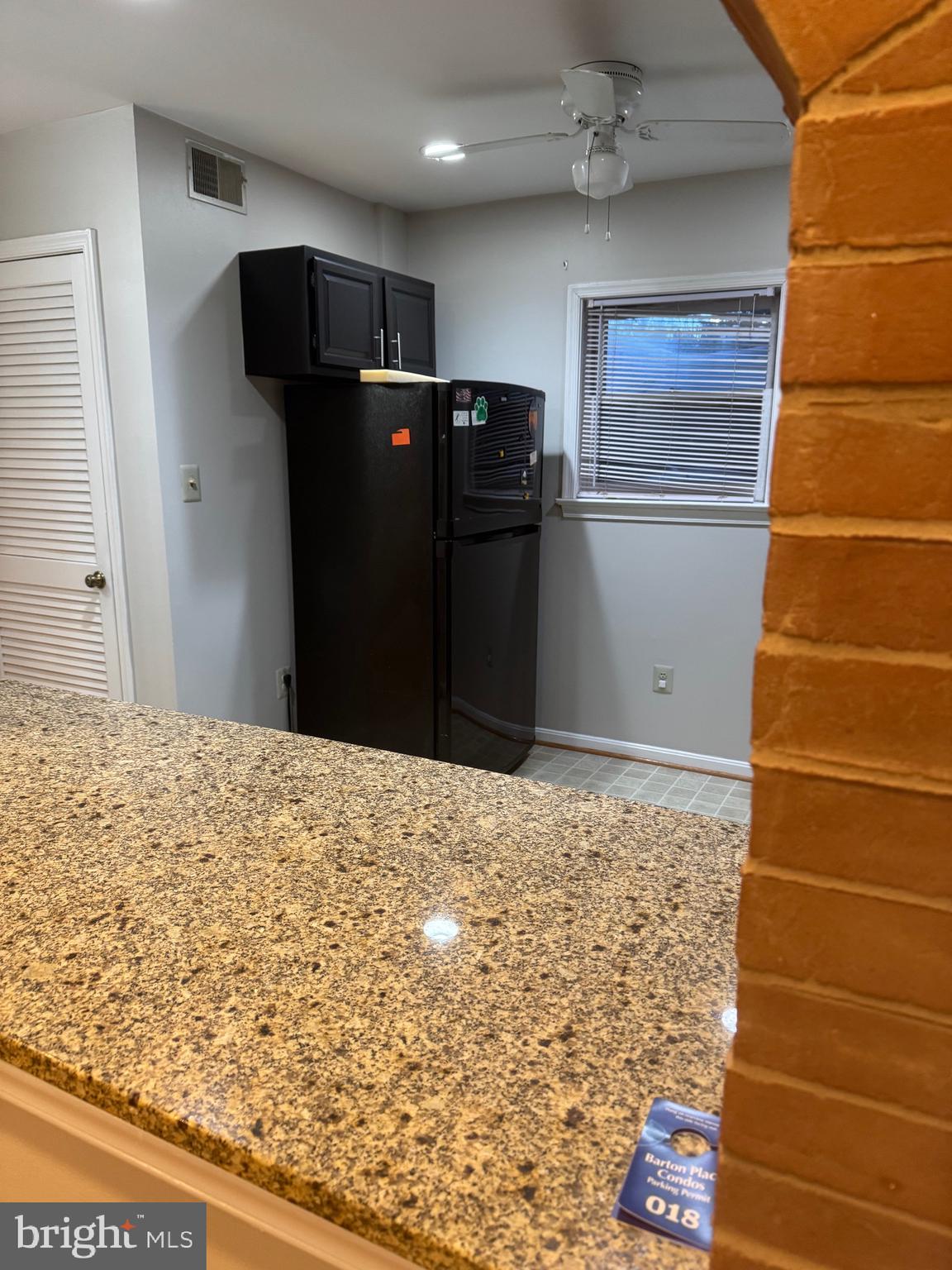 2540 FAIRFAX DRIVE A