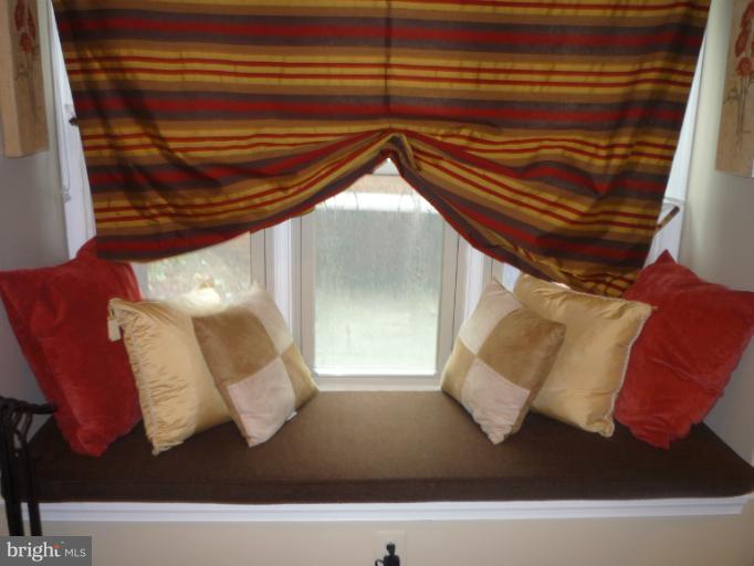 2540 FAIRFAX DRIVE A