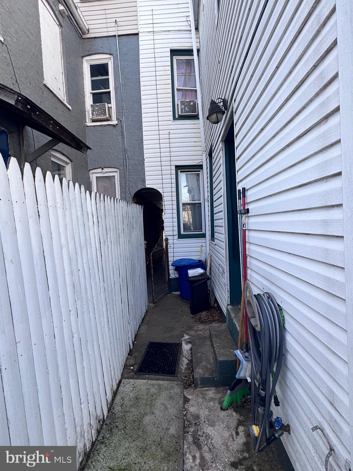 LANCASTER - Residential