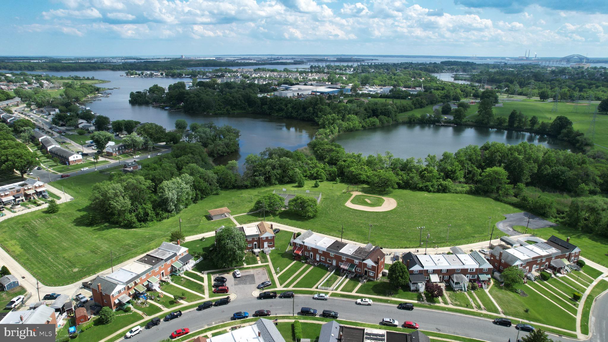 EASTFIELD - Residential