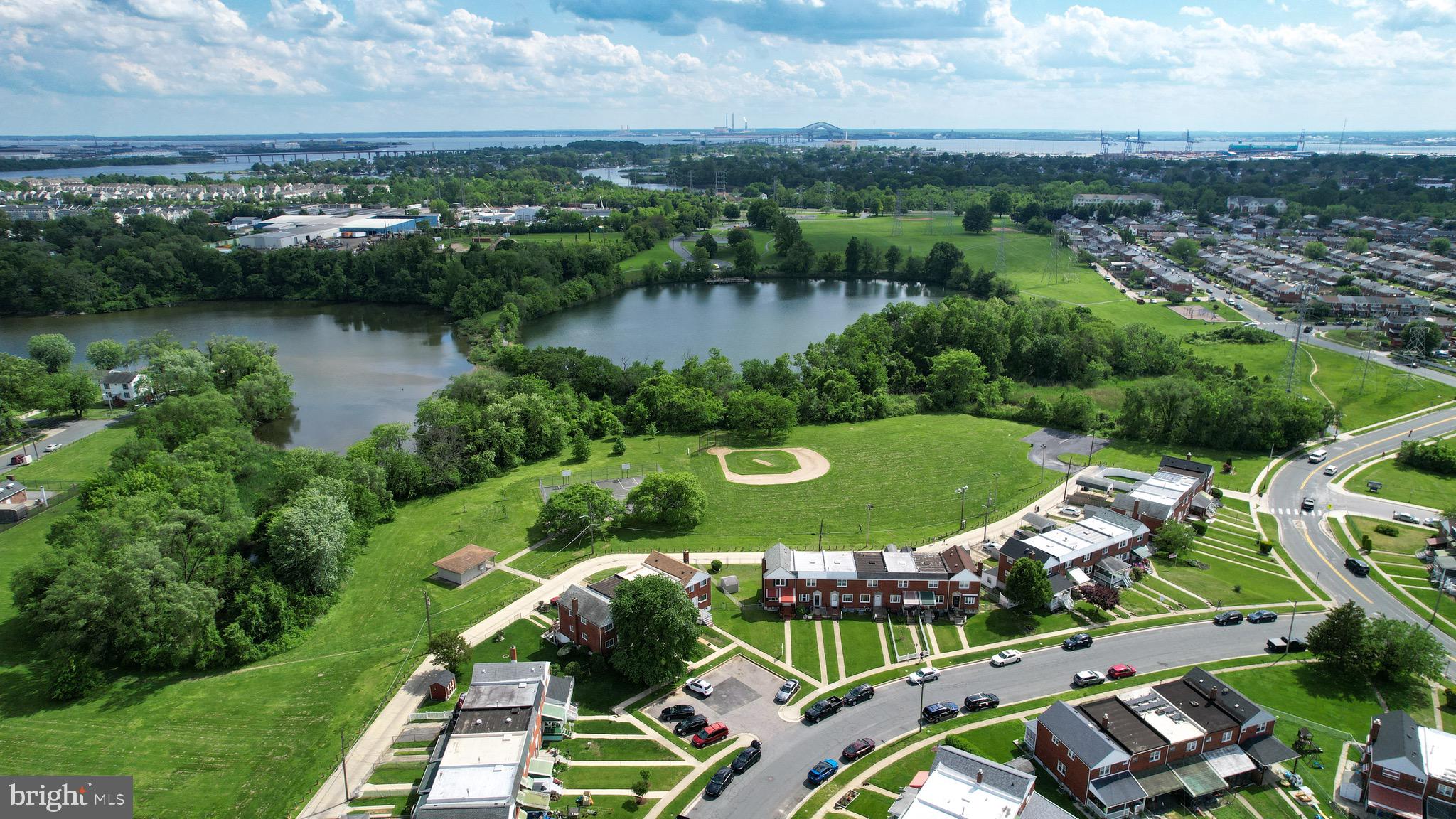 EASTFIELD - Residential