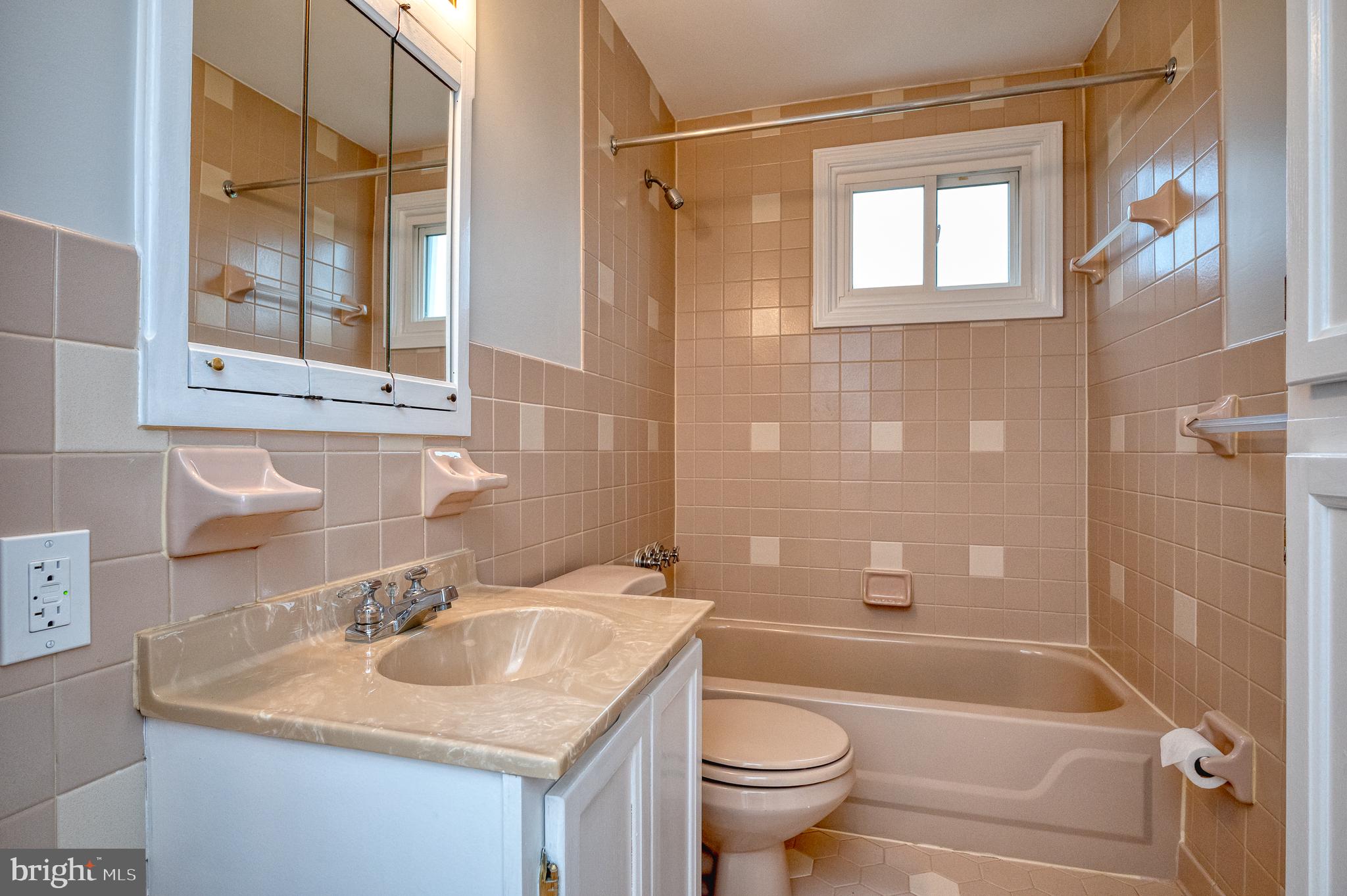 EASTFIELD - Residential