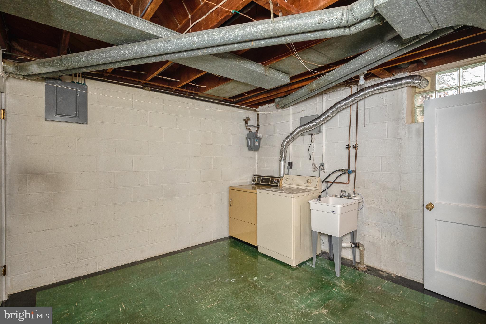 EASTFIELD - Residential