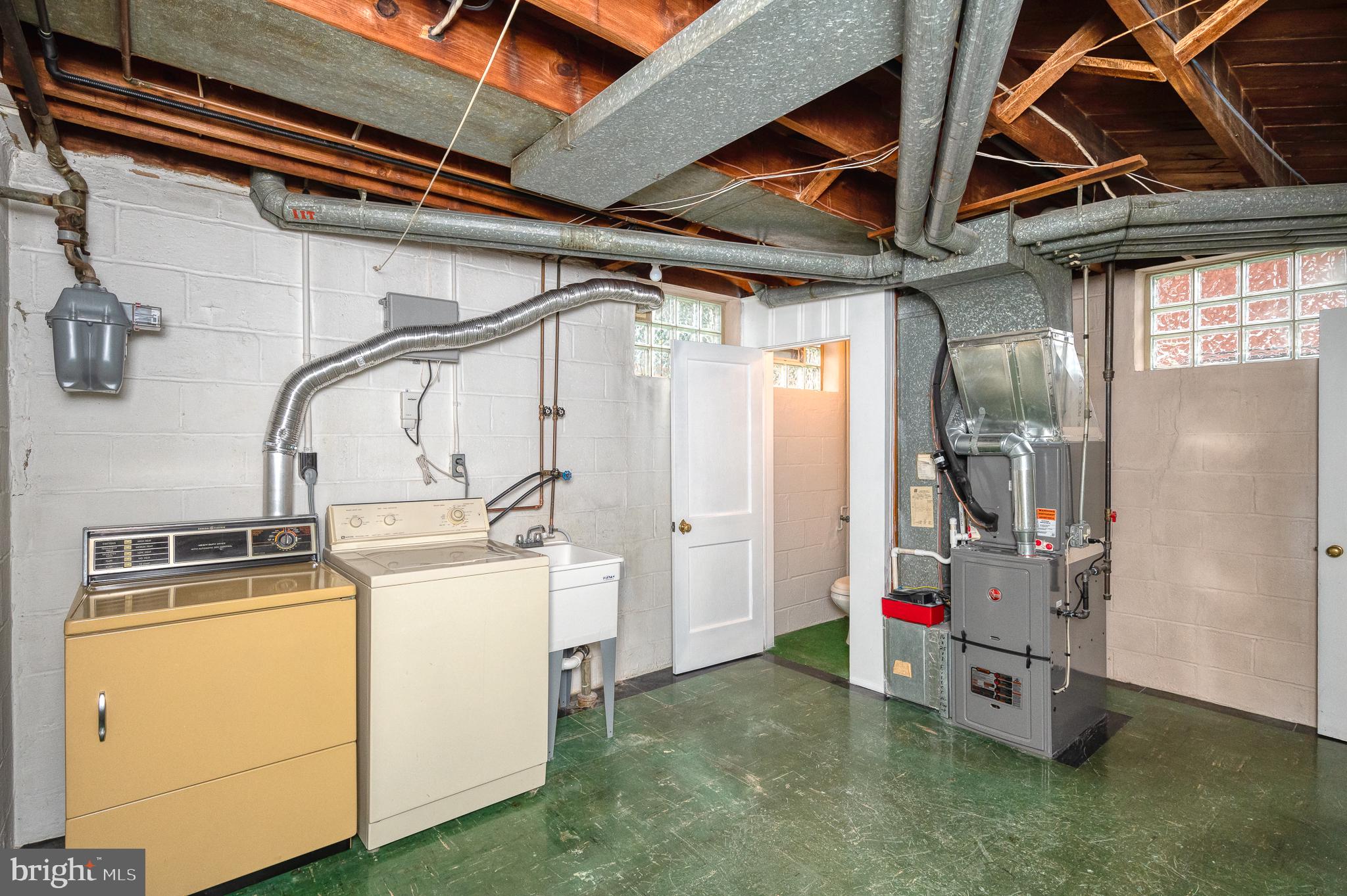 EASTFIELD - Residential