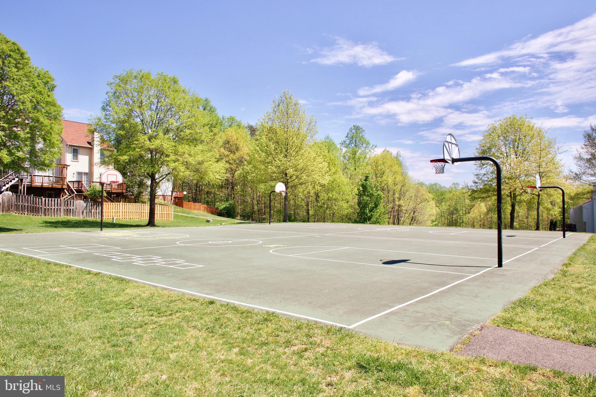 HERITAGE ESTATES - Residential