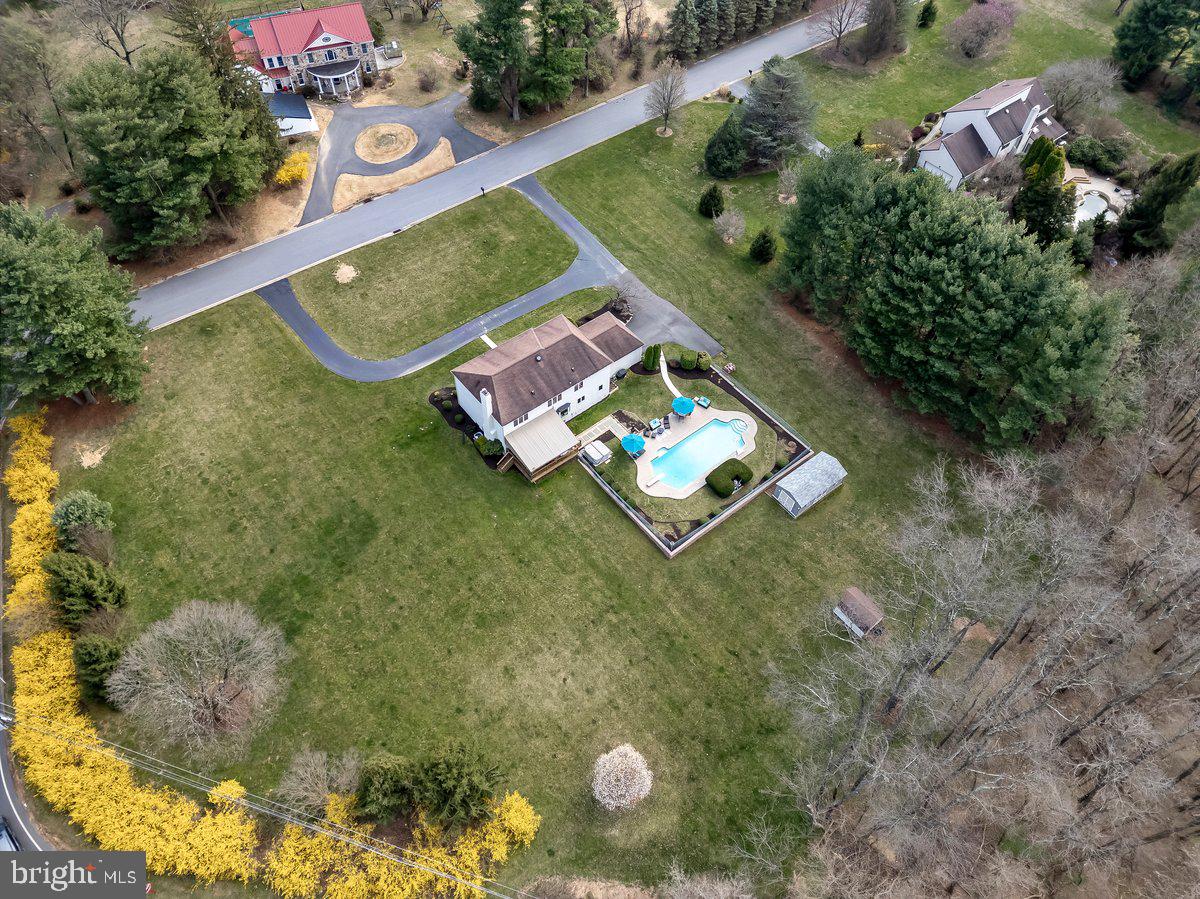 FOX MEADOWS - Residential