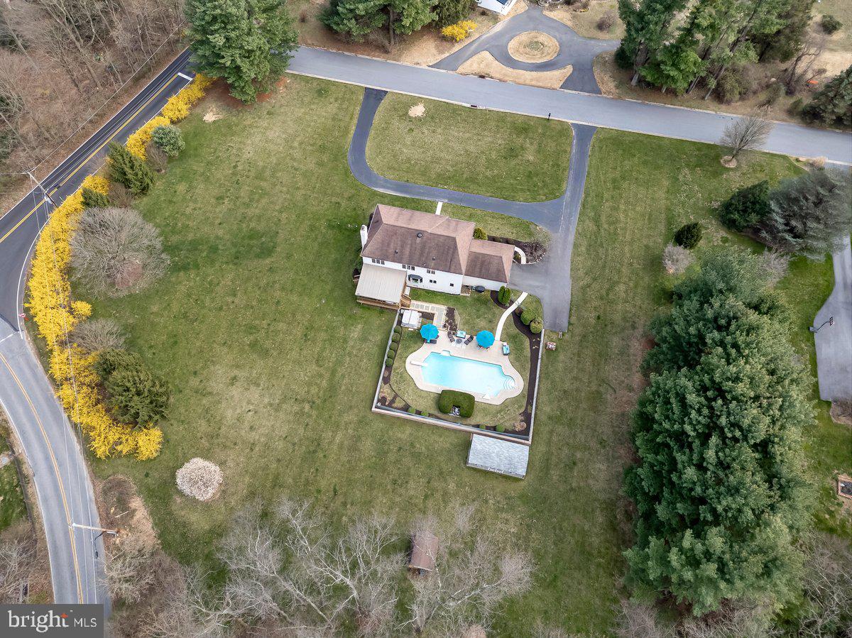 FOX MEADOWS - Residential