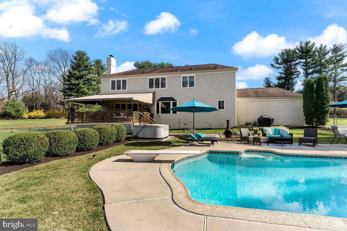 FOX MEADOWS - Residential