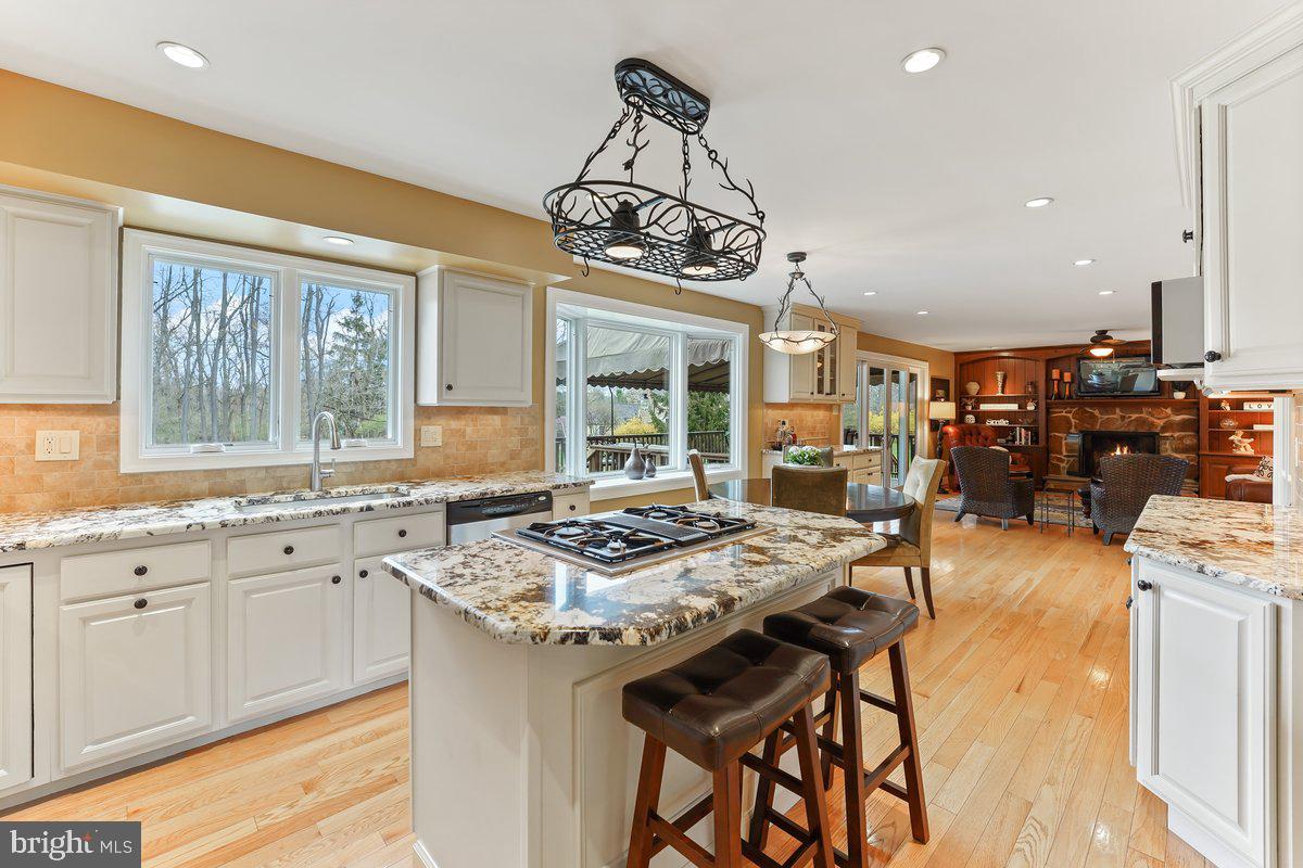 FOX MEADOWS - Residential