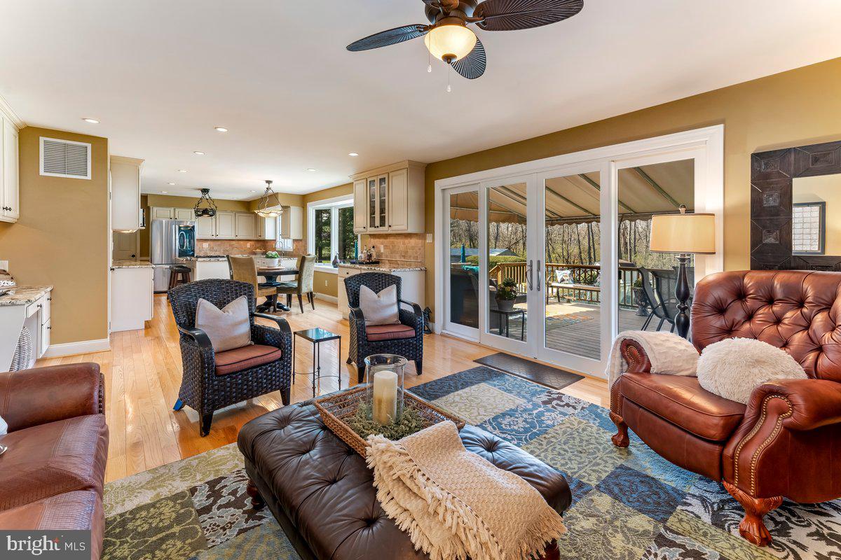 FOX MEADOWS - Residential