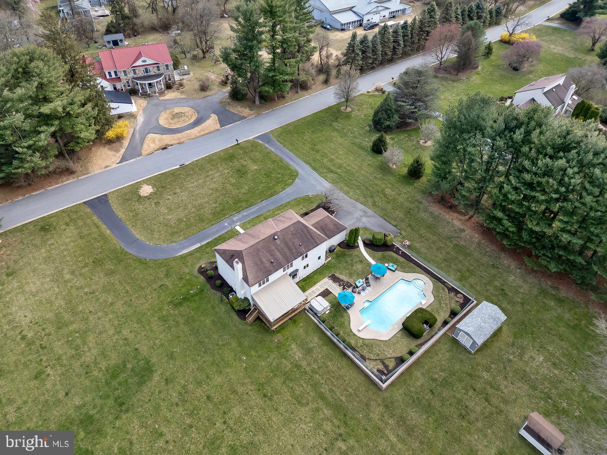 FOX MEADOWS - Residential