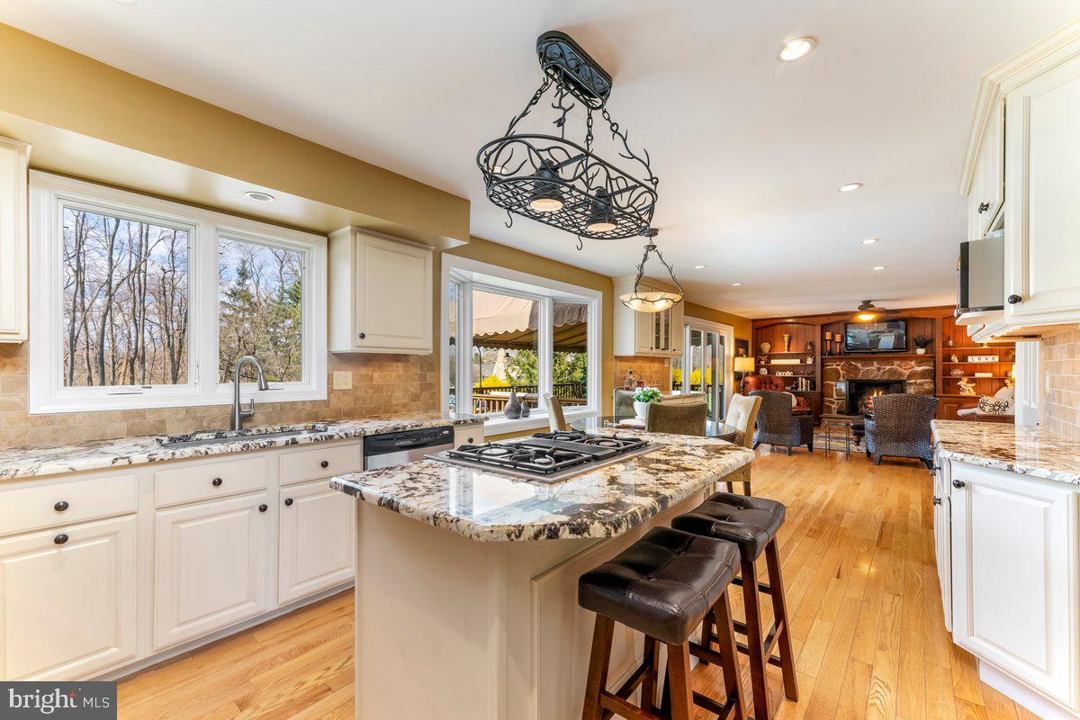 FOX MEADOWS - Residential