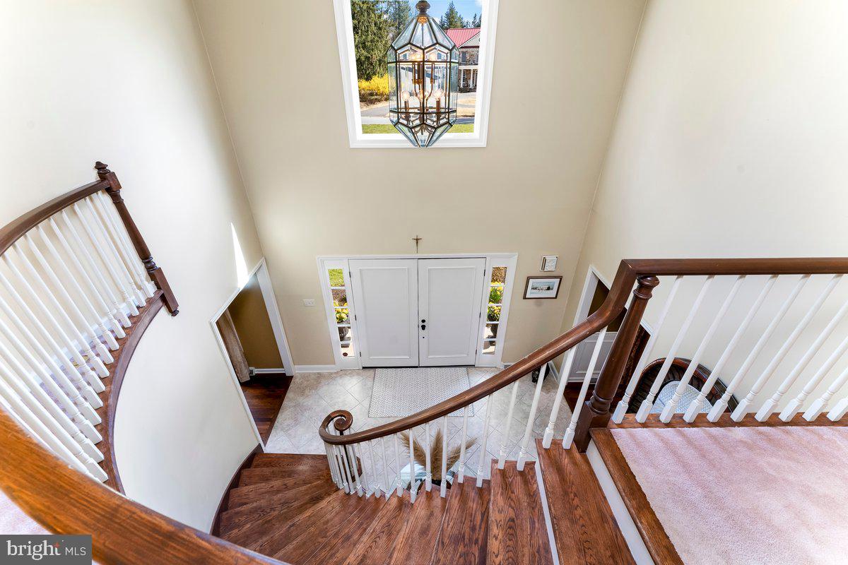 FOX MEADOWS - Residential