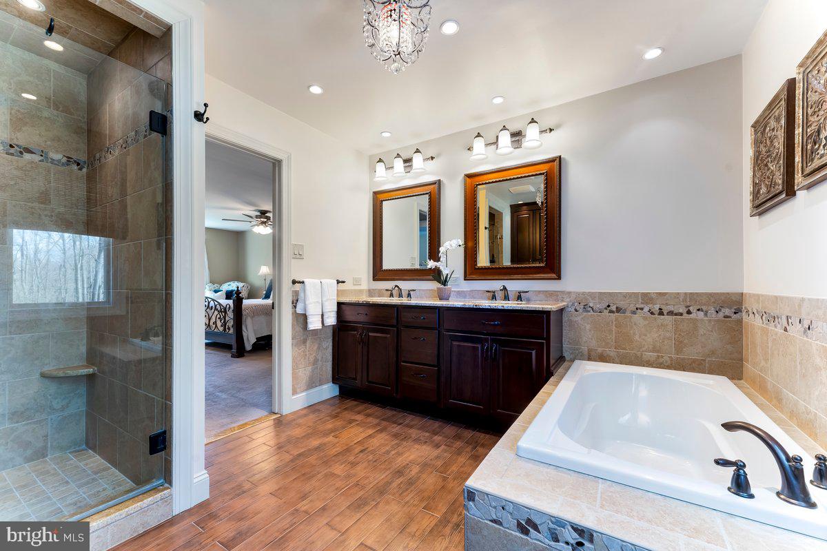 FOX MEADOWS - Residential