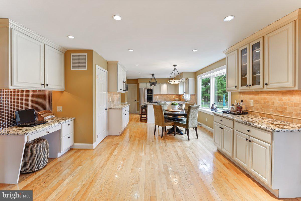 FOX MEADOWS - Residential