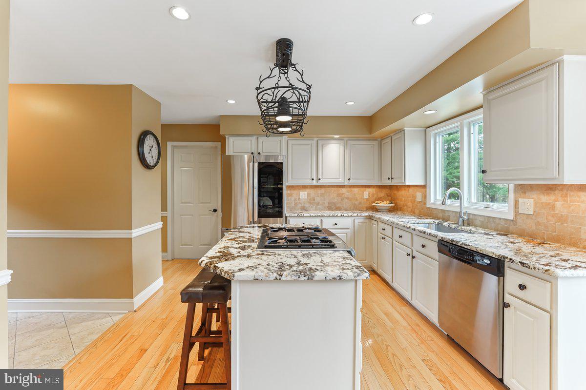 FOX MEADOWS - Residential