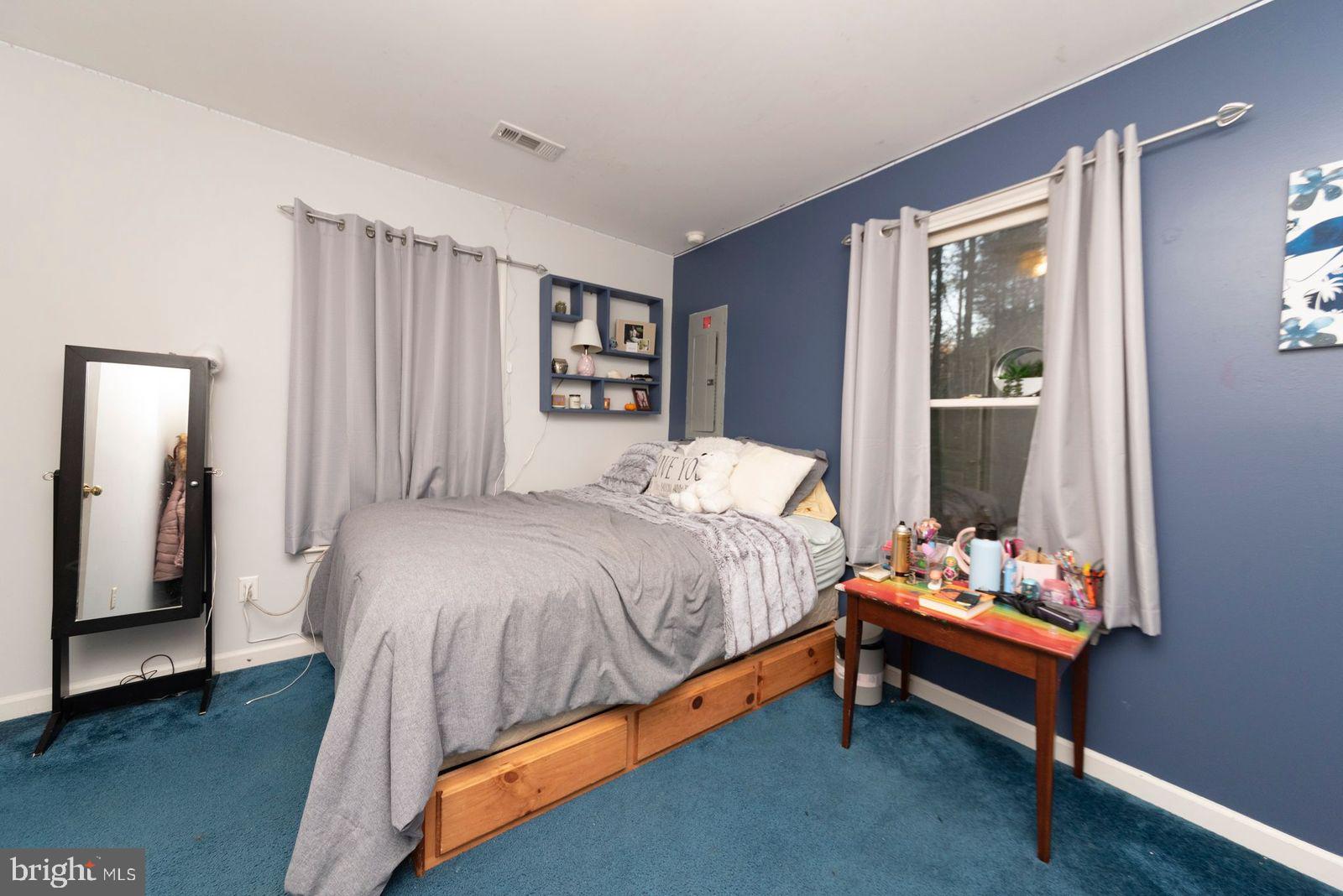 CHESAPEAKE LANDING - Residential